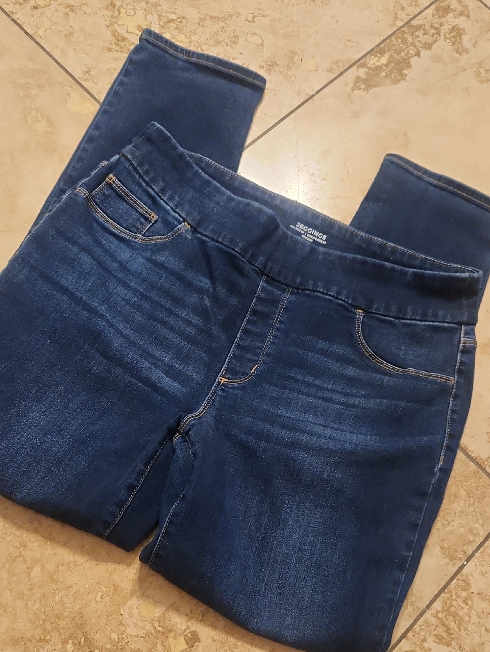 Chico's Dark Blue Cropped Stretch Jeggings & Navy Blouse